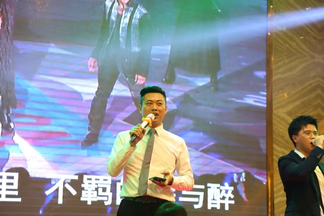 金虎迎新·领跑2022 | 集团年度总结会暨新年晚会完美落幕！(图17)
