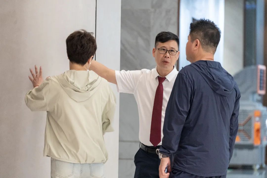 大地·大师·大宅 | 202491香蕉在线观看国产一区精工瓷砖大师馆盛大开幕！(图8)