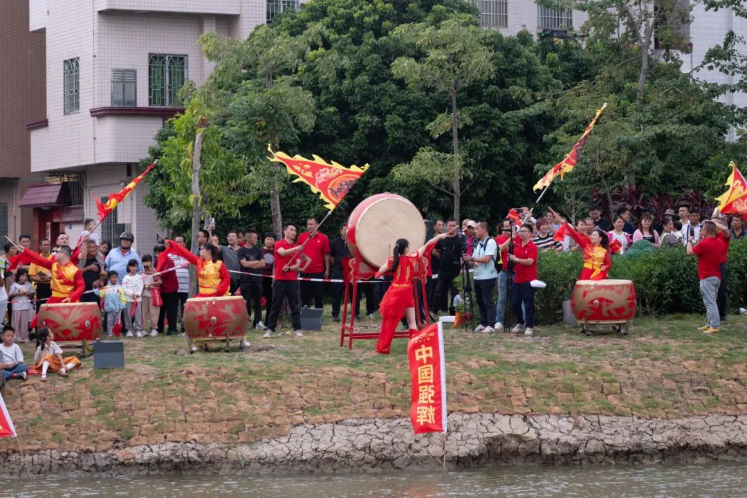 燃动金秋 | 草艇竞渡，夺人风采彰显非遗文化瑰宝之韵(图5)